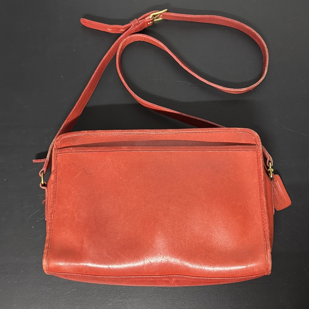 Vintage Coach Swagger Red Leather Shoulder Crossbody Bag Style 9820 Made In USA